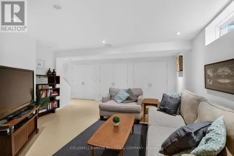 3757 Mountain Meadows Crescent Ottawa ON K1V 1V7