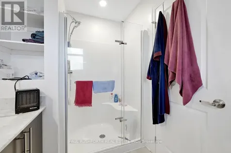 125 Overberg Way Ottawa ON K2S 0V9