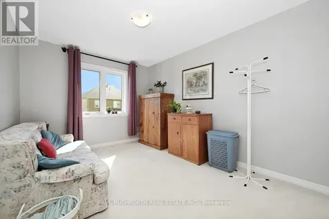 125 Overberg Way Ottawa ON K2S 0V9