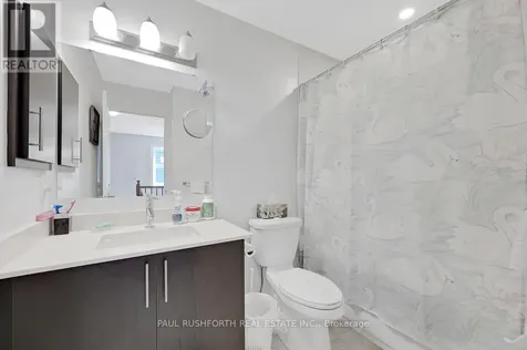 125 Overberg Way Ottawa ON K2S 0V9