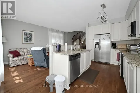 125 Overberg Way Ottawa ON K2S 0V9
