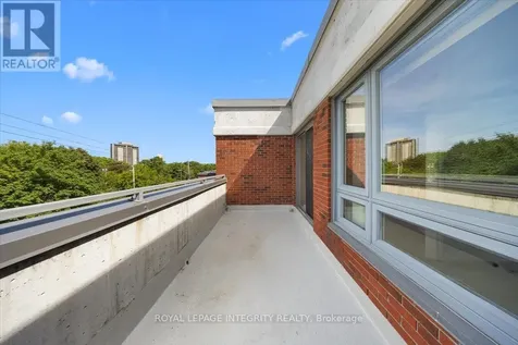 939 North River Road Ottawa ON K1K 3V2