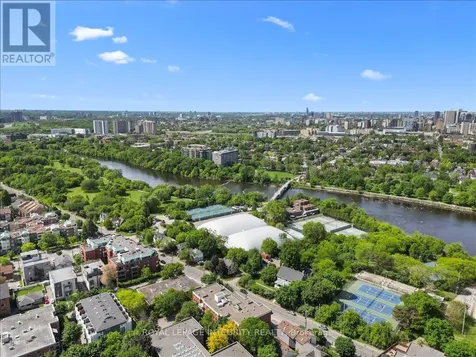 939 North River Road Ottawa ON K1K 3V2