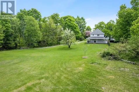2511 Concession 10c Lanark Highlands ON K0A 1P0