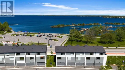 89 Lightfoot Drive Orillia ON L3V 7L8