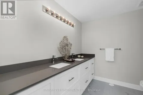 89 Lightfoot Drive Orillia ON L3V 7L8