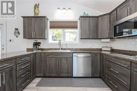 142 Gordon Street Garson ON P3L 1M9