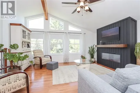 142 Gordon Street Garson ON P3L 1M9