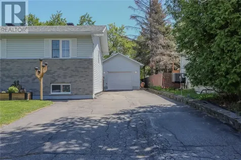 142 Gordon Street Garson ON P3L 1M9