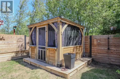 142 Gordon Street Garson ON P3L 1M9