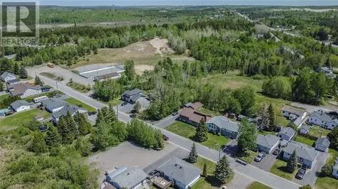 142 Gordon Street Garson ON P3L 1M9