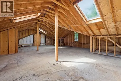 4330 Casgrain Drive Windsor ON N9G 2B1