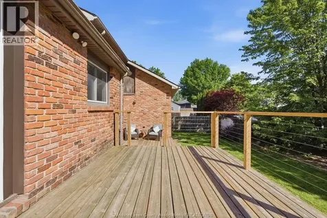 4330 Casgrain Drive Windsor ON N9G 2B1