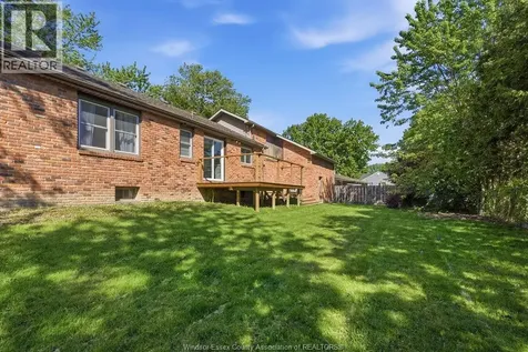 4330 Casgrain Drive Windsor ON N9G 2B1