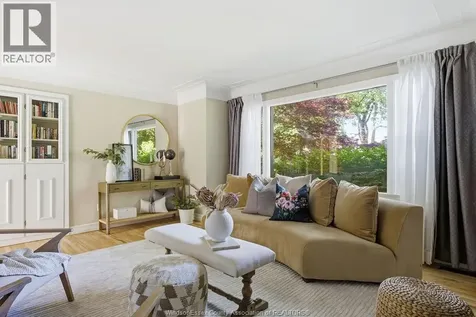 4330 Casgrain Drive Windsor ON N9G 2B1