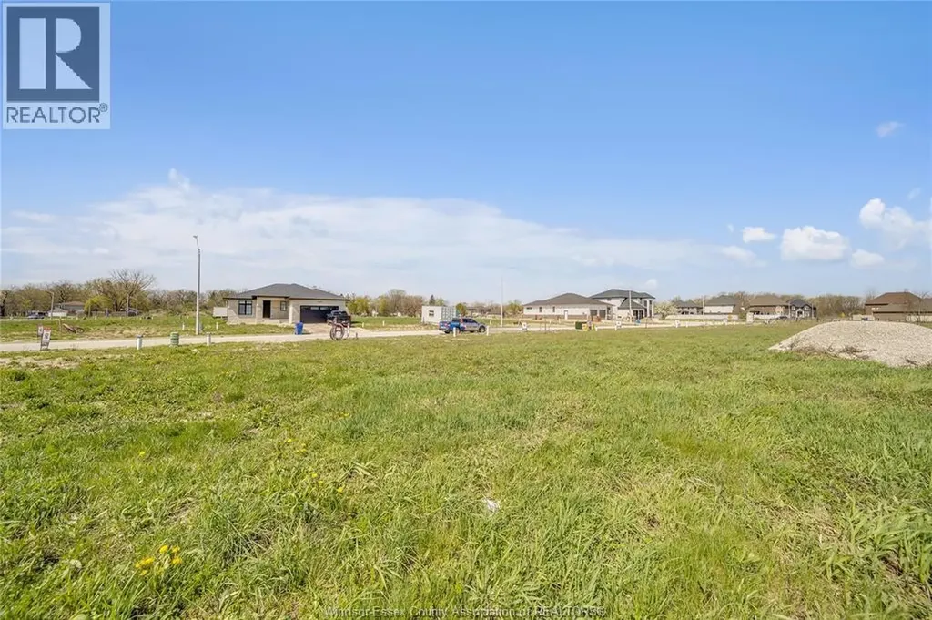 3673 Farrow Avenue Windsor ON N9H 0B3