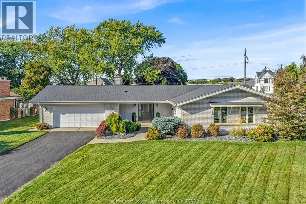 7 Longbeach Drive Leamington ON N8H 4H9