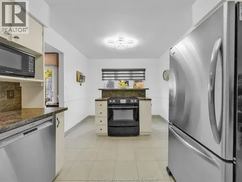 7 Longbeach Drive Leamington ON N8H 4H9