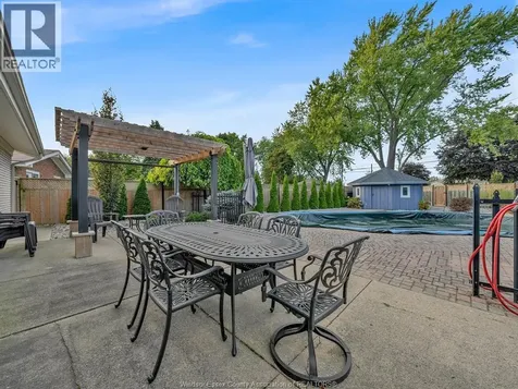 7 Longbeach Drive Leamington ON N8H 4H9