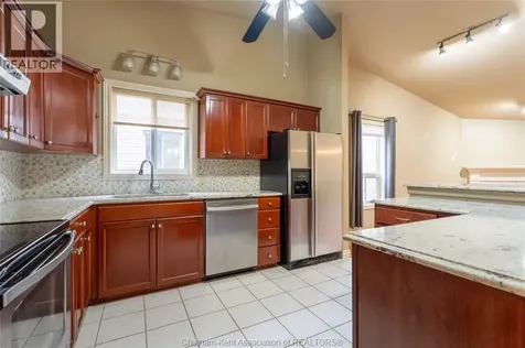 8 Mcintosh Avenue Chatham ON N7M 6M1