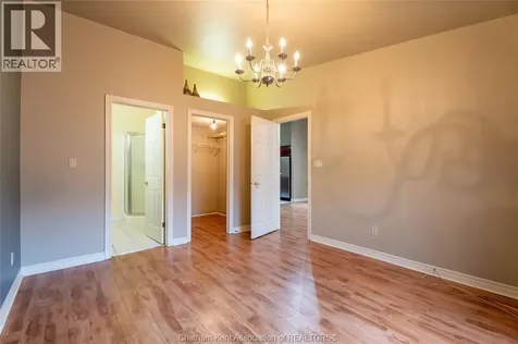 8 Mcintosh Avenue Chatham ON N7M 6M1