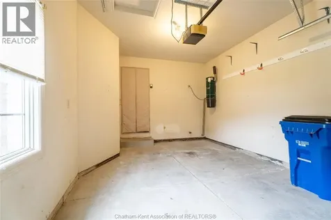 8 Mcintosh Avenue Chatham ON N7M 6M1