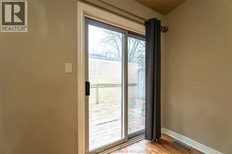 8 Mcintosh Avenue Chatham ON N7M 6M1