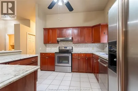 8 Mcintosh Avenue Chatham ON N7M 6M1