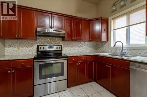 8 Mcintosh Avenue Chatham ON N7M 6M1