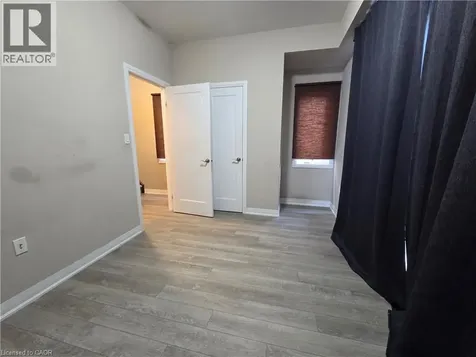 100 Laguna Village Crescent Hamilton ON L0R 1P0