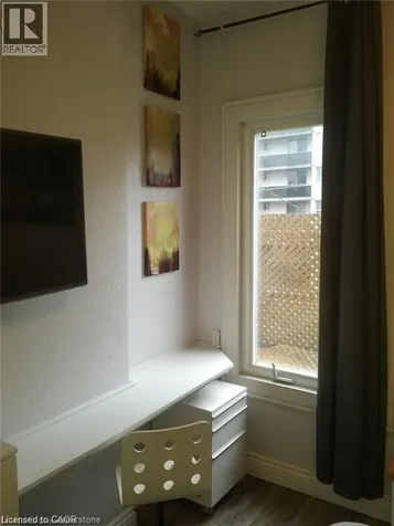 250 King Street West Hamilton ON L8P 1A9
