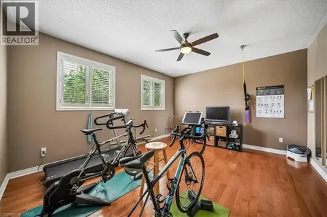 1053 Old Oak Drive Oakville ON L6M 3K5