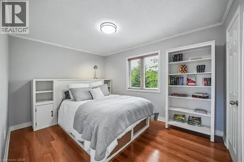 1053 Old Oak Drive Oakville ON L6M 3K5