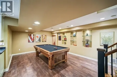 1053 Old Oak Drive Oakville ON L6M 3K5