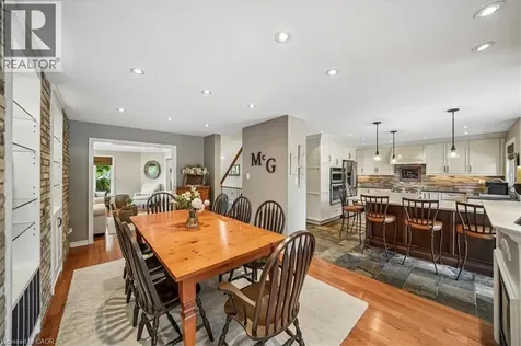 1053 Old Oak Drive Oakville ON L6M 3K5