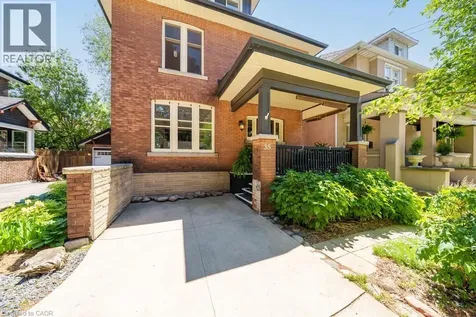 35 Burris Street Hamilton ON L8M 2J1