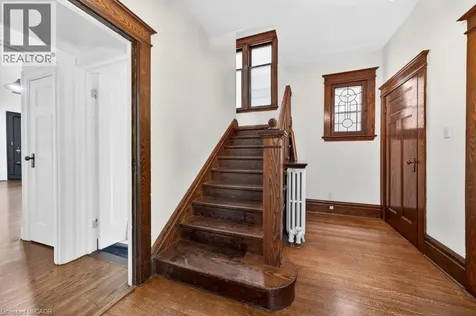 35 Burris Street Hamilton ON L8M 2J1