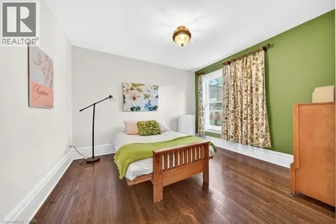 35 Burris Street Hamilton ON L8M 2J1