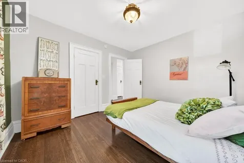 35 Burris Street Hamilton ON L8M 2J1