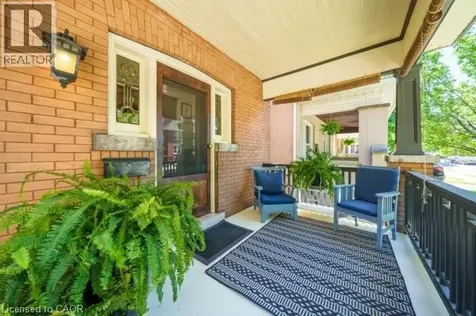 35 Burris Street Hamilton ON L8M 2J1