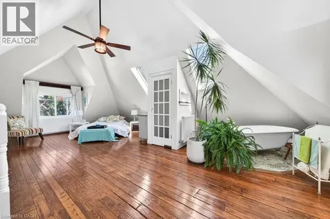 35 Burris Street Hamilton ON L8M 2J1