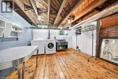 35 Burris Street Hamilton ON L8M 2J1