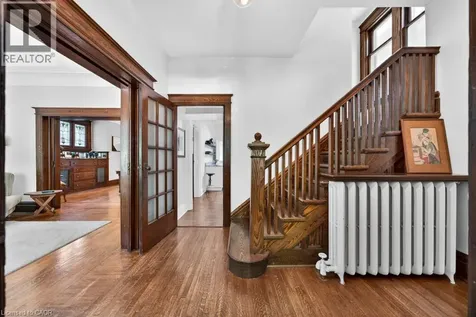 35 Burris Street Hamilton ON L8M 2J1