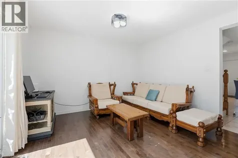 10 Fallowfield Drive Kitchener ON N2C 0A4
