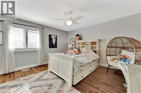 52 Beckett Drive Brantford ON N3T 6G2