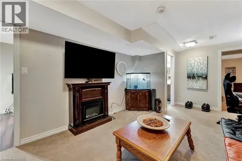 52 Beckett Drive Brantford ON N3T 6G2