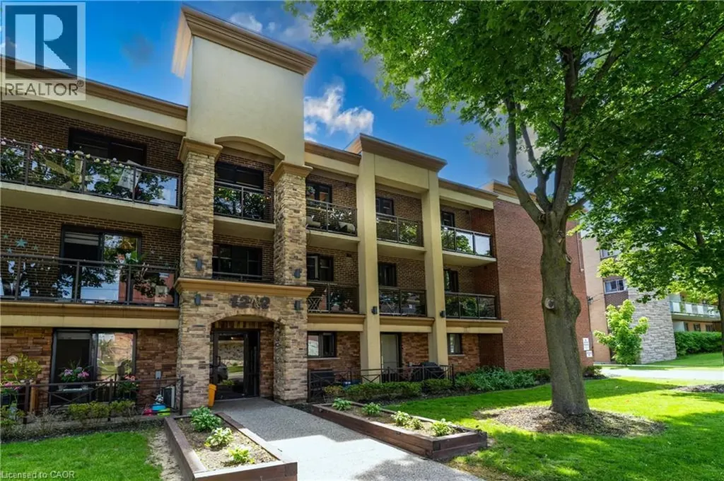 1212 Fennell Avenue East Hamilton ON L8T 1T2