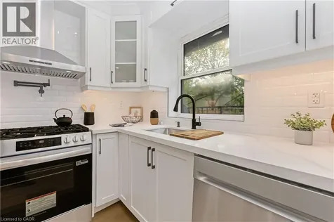 487 East 37th Street Hamilton ON L8V 4C1