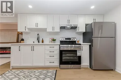 487 East 37th Street Hamilton ON L8V 4C1