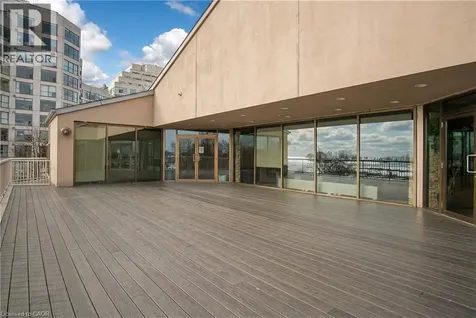 2261 Lakeshore Boulevard West Toronto ON M8V 3X1